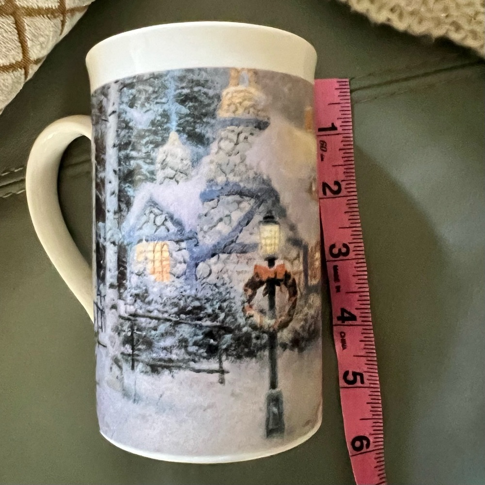 NWOT Vintage 1993 THOMAS KINKADE Snowy Cabin COFFEE Tea TALL MUG Cup 12-14 oz - Picture 6 of 17